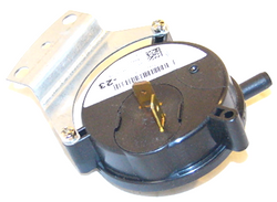 Amana-Goodman 10727923 Pressure Switch